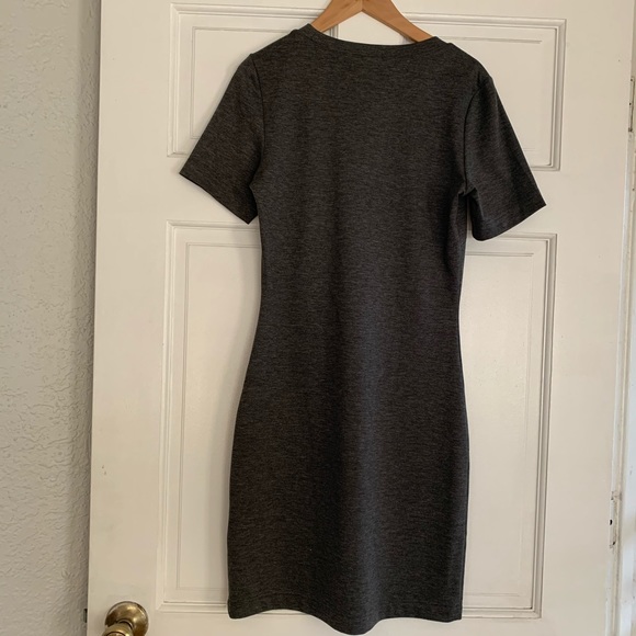 H&M Basic Dress - Picture 2 of 5